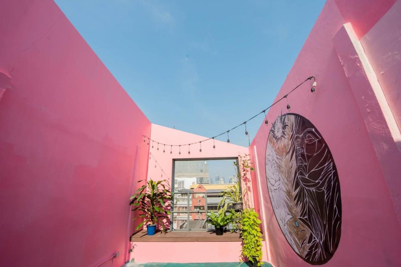Elixir Hostel Bangkok Exterior photo