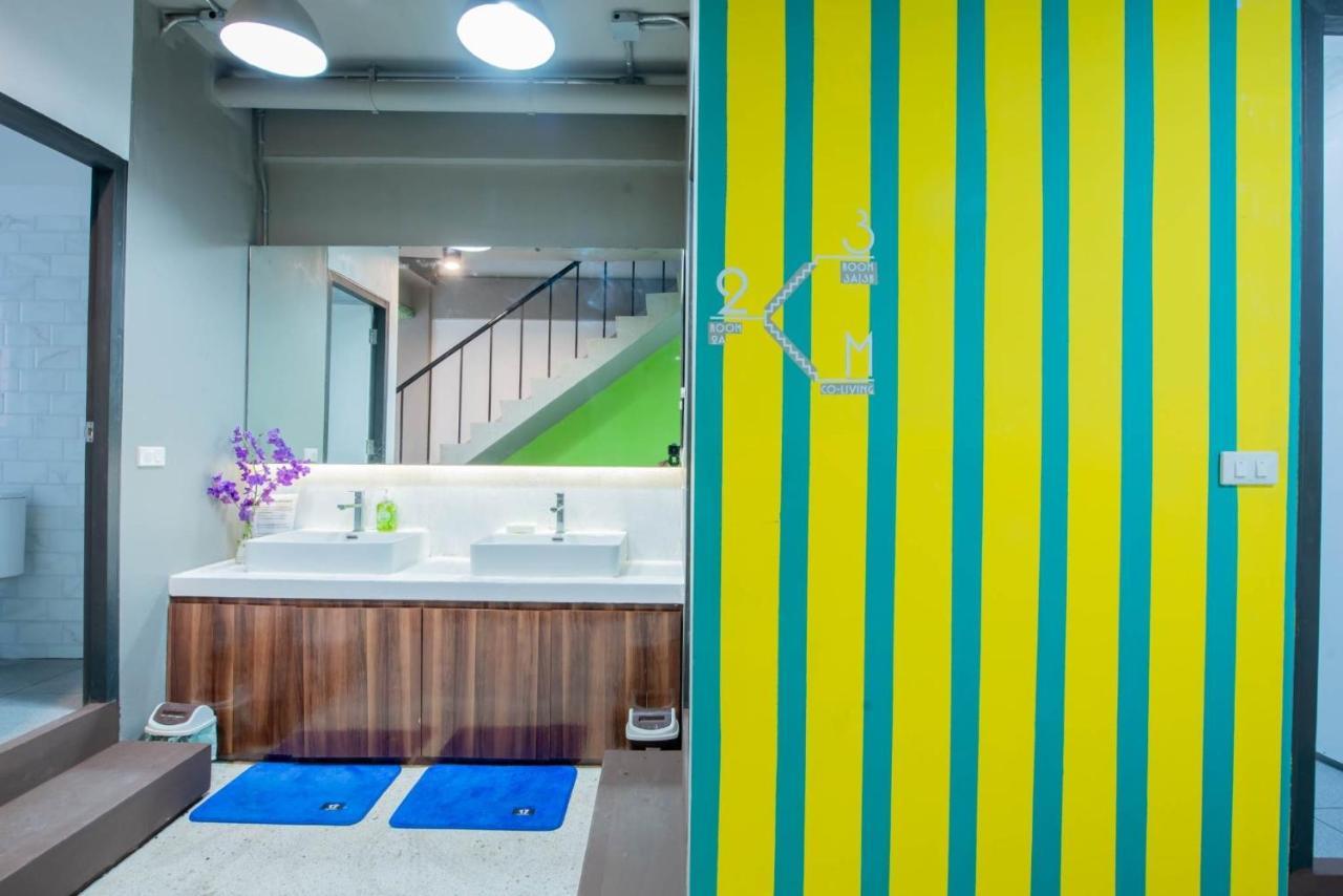 Elixir Hostel Bangkok Exterior photo